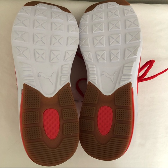 PUMA Sz 9(40) Red Sneakers - Picture 7 of 11